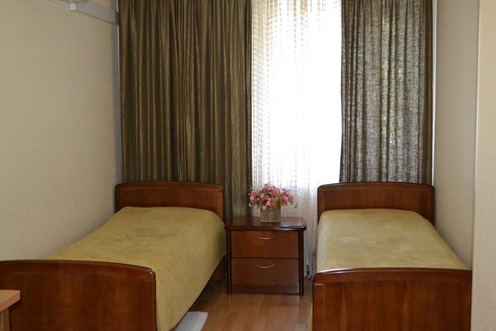 Sinay Hotel Poltava Ngoại thất bức ảnh