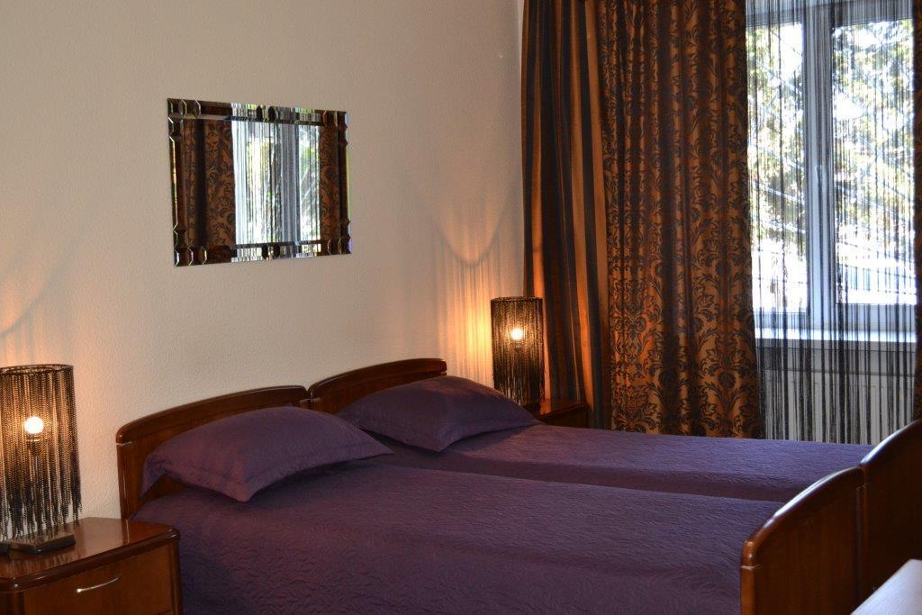Sinay Hotel Poltava Ngoại thất bức ảnh
