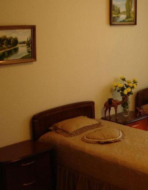 Sinay Hotel Poltava Ngoại thất bức ảnh